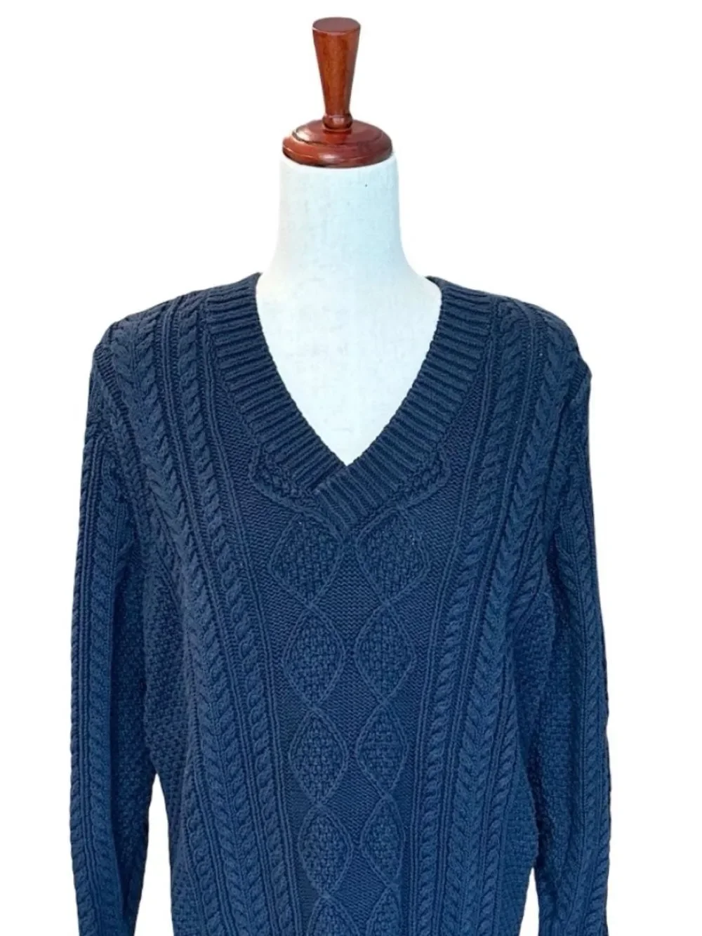 L.L. Bean Signature Women's Cableknit, Fisherman Sweater Navy Blue Med